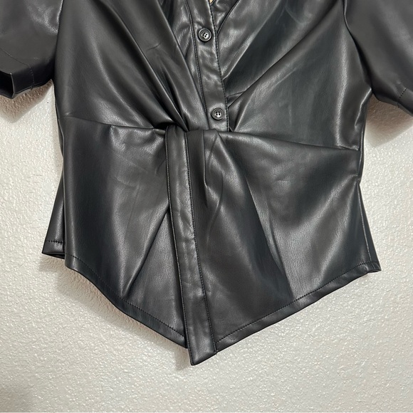 House of Harlow Black Vegan Leather Top - Size S - Picture 9 of 13